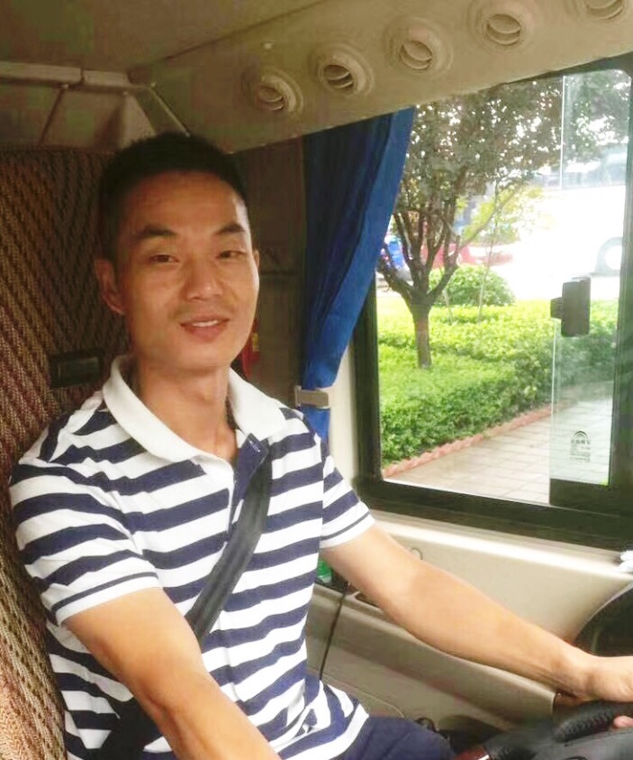 萍鄉(xiāng)長(zhǎng)運(yùn)開(kāi)展向“見(jiàn)義勇為、舍己救人”好司機(jī)寧敏同志學(xué)習(xí)活動(dòng)