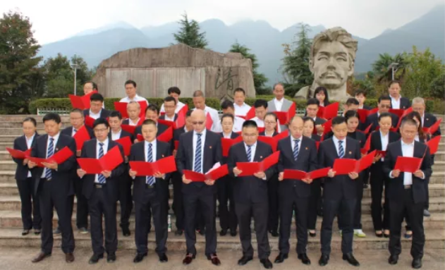 上饒汽運(yùn)開展“重溫歷史、感悟初心”主題黨日活動(dòng)