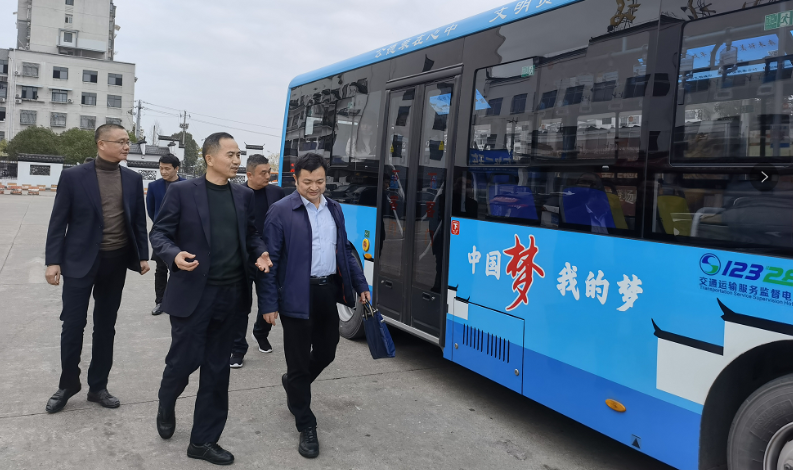 市政公用集團黨委委員、副總經理郭曉慶一行調研江西長運部分子公司