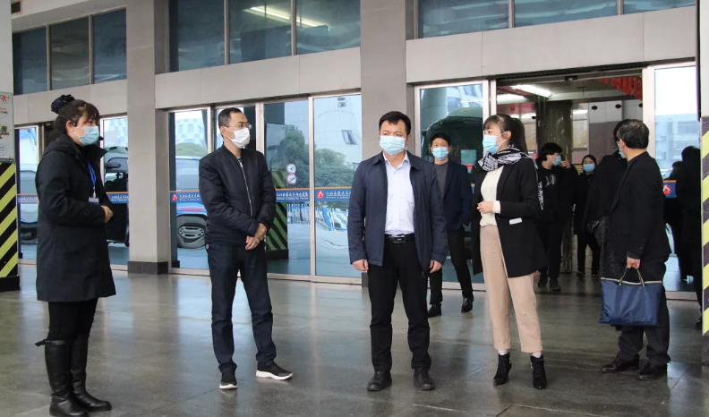 市政公用集團黨委委員、副總經(jīng)理郭曉慶一行調(diào)研九江長運、上饒汽運