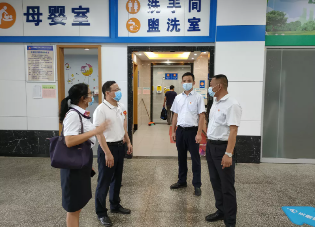 劉志堅(jiān)一行督導(dǎo)南昌地區(qū)各子公司意識(shí)形態(tài)、疫情防控及文明創(chuàng)建工作