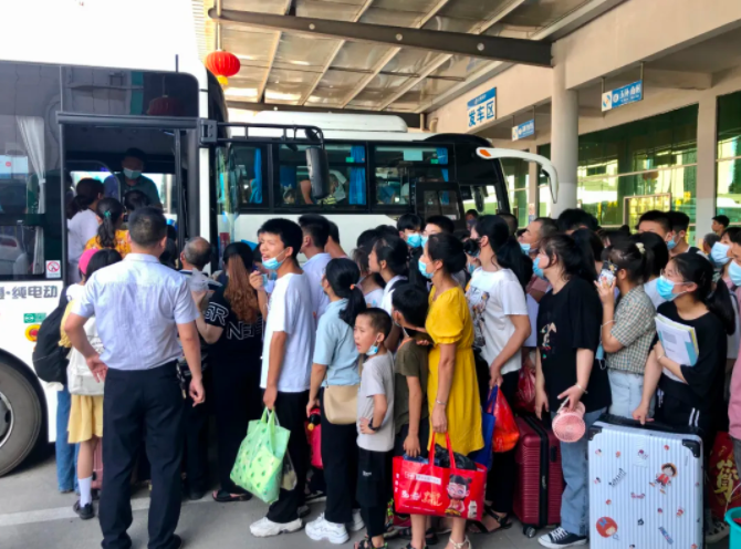 創(chuàng)新管理 || 暗訪 “挑刺”——撫州長運服務質(zhì)量評價小組在行動