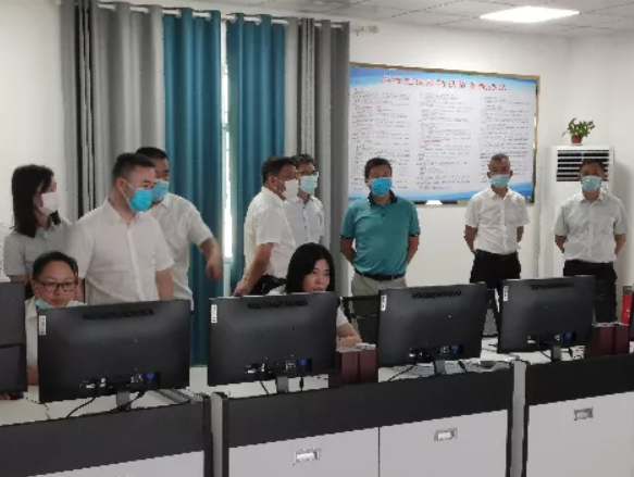 劉磊、占梁一行蒞臨貴溪長運 指導(dǎo)國慶節(jié)前安全生產(chǎn)、疫情防控、資產(chǎn)盤活等工作