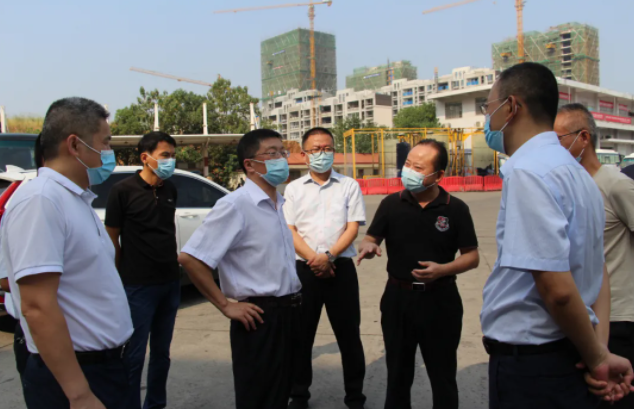 省安委會(huì)督導(dǎo)組指導(dǎo)九江汽車站安全、疫情防控工作