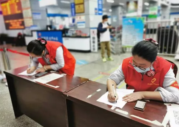 都市城際公交 青山客運(yùn)分公司組織開(kāi)展全國(guó)文明城市創(chuàng)建應(yīng)知應(yīng)會(huì)測(cè)試活動(dòng)