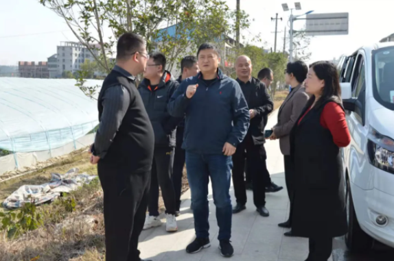 占梁一行實(shí)地調(diào)研九江長(zhǎng)運(yùn)永修公司  虬津至南昌定制班線(xiàn)工作開(kāi)展情況