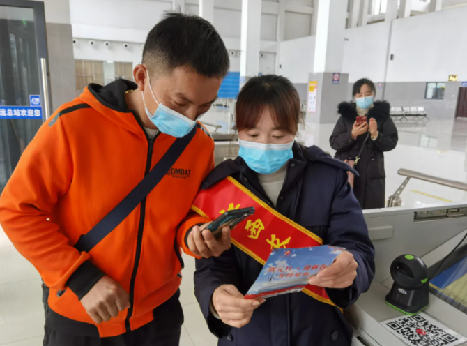 上饒汽運(yùn)、鄱陽(yáng)長(zhǎng)運(yùn)開(kāi)展“贛悅行”第三期品牌推廣活動(dòng)