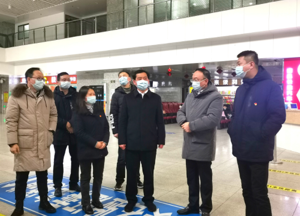 萬義輝一行督導南昌長途汽車站安全生產(chǎn)、疫情防控工作 胡維泉陪同