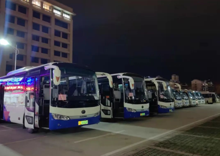 24萬瀏覽量！牛！《江西長運74臺大巴載著3800名“白衣天使”連夜馳援南昌》