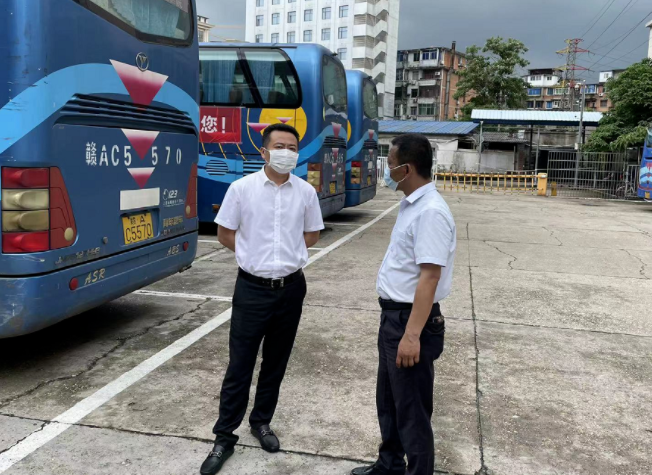 王曉督導青山客運站復工復產(chǎn)、疫情防控及安全生產(chǎn)工作