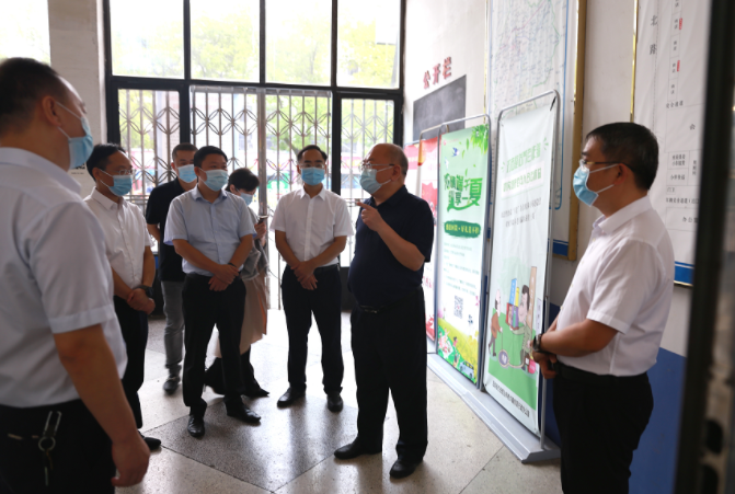 省委宣傳部領(lǐng)導(dǎo)深入萍鄉(xiāng)長(zhǎng)運(yùn)督導(dǎo)文明創(chuàng)建、疫情防控工作