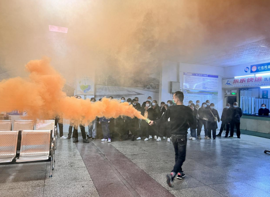 撫州客運(yùn)總站與消防安全中心聯(lián)合開展消防應(yīng)急演練活動(dòng)