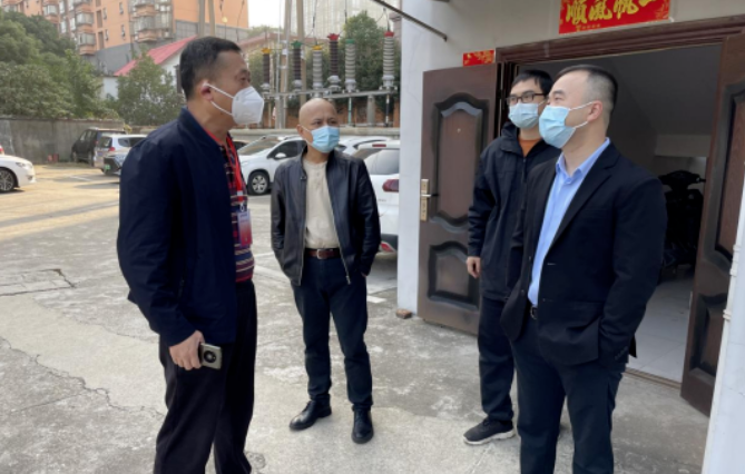 劉磊蒞臨長運出租、長運物業(yè)督導疫情防控工作