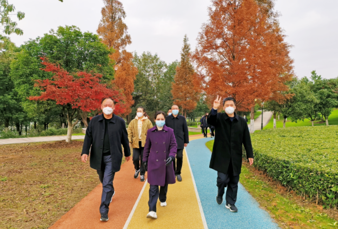 鷹潭長運、鷹潭公交工會組織開展健步走活動 肖良芝參加