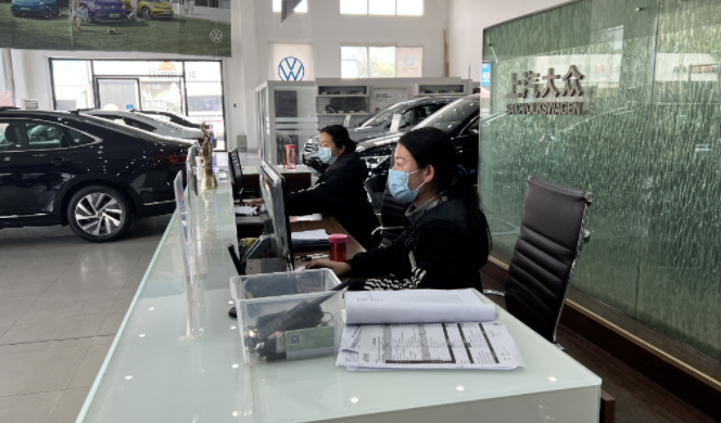 萍鄉(xiāng)長運:輕癥不下“火線” 抗疫、生產(chǎn)兩不誤