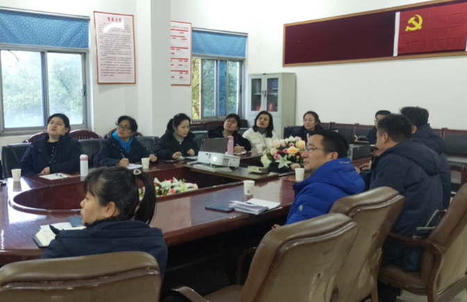 大通物流領(lǐng)導(dǎo)深入修理、檢測片區(qū)開展崗位融合調(diào)研