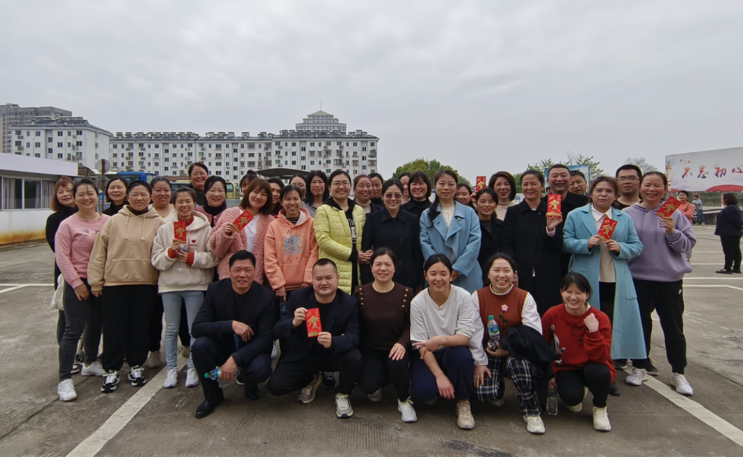 鷹潭長(zhǎng)運(yùn)、公交：工會(huì)組織開(kāi)展跳繩比賽