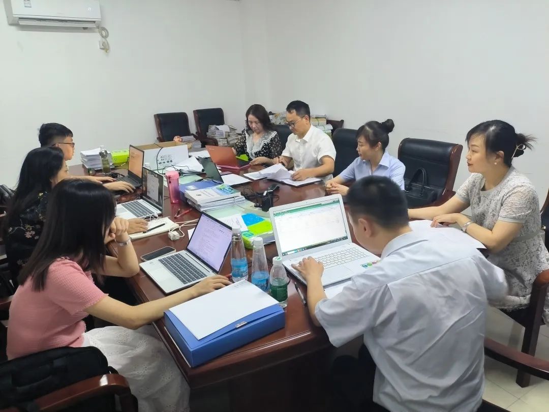 傅琳雁帶隊到九江長運(yùn)開展財務(wù)工作情況檢查