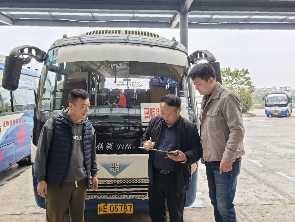 鄱陽長運(yùn)：加強(qiáng)駕駛員冬季安全教育工作