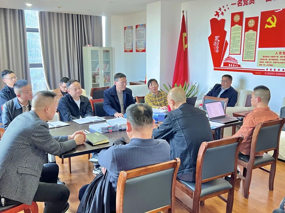 鄱陽長運(yùn) 順利通過質(zhì)量、道路交通安全管理體系年度監(jiān)督審核