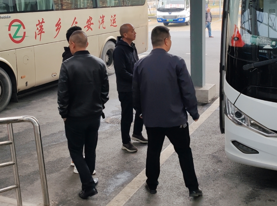 萍鄉(xiāng)長運(yùn) 深入基層 檢查安全生產(chǎn)、服務(wù)質(zhì)量工作