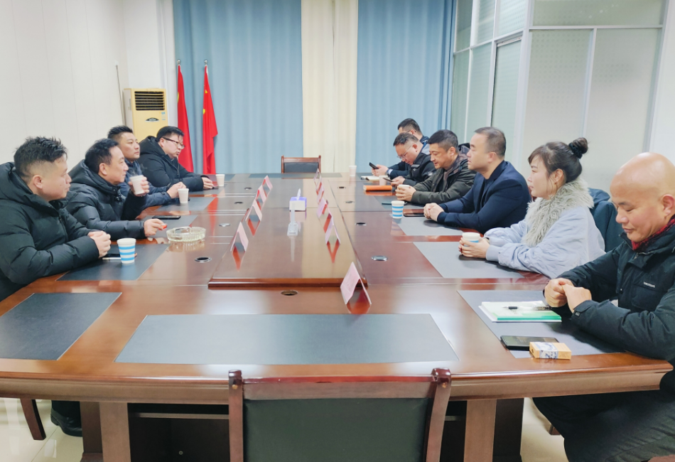 江西金合控股、江西農(nóng)投調(diào)研永修公司客貨郵融合發(fā)展工作  劉磊、占梁陪同