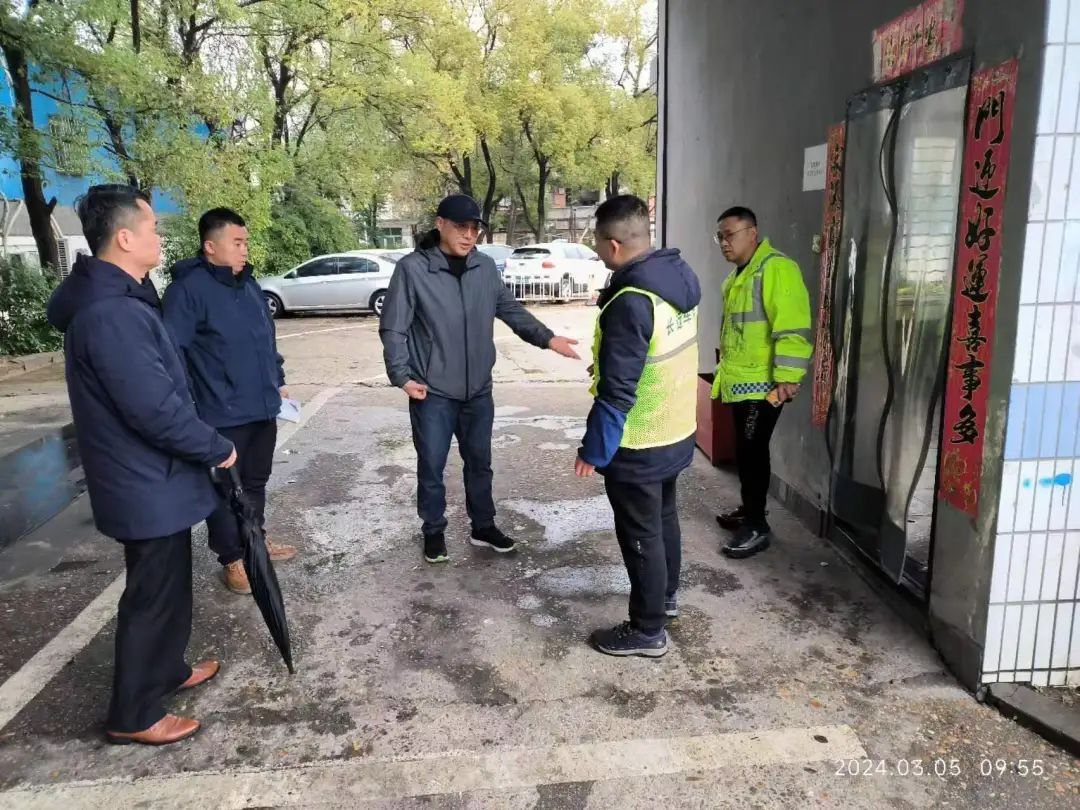 都市城際公交、大通物流開展全國“兩會”期間安全防范工作專項督導(dǎo)檢查