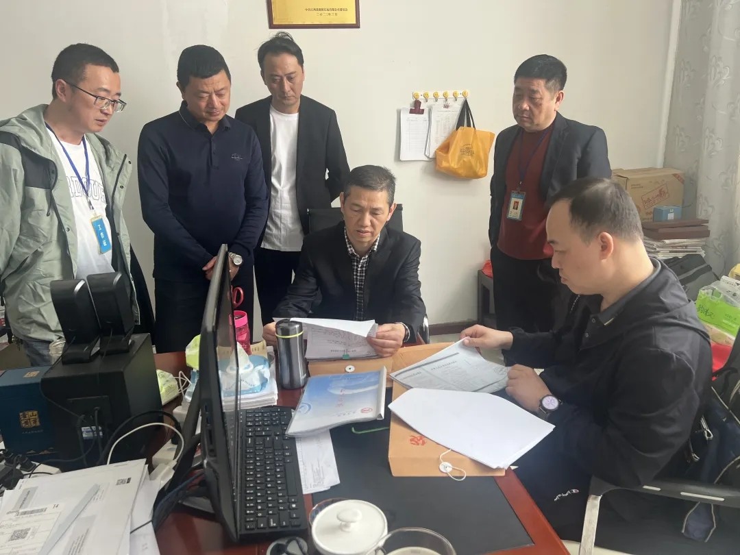 景德鎮(zhèn)長運(yùn) 股份公司安全督導(dǎo)組深入樂平長運(yùn)檢查指導(dǎo)安全生產(chǎn)工作