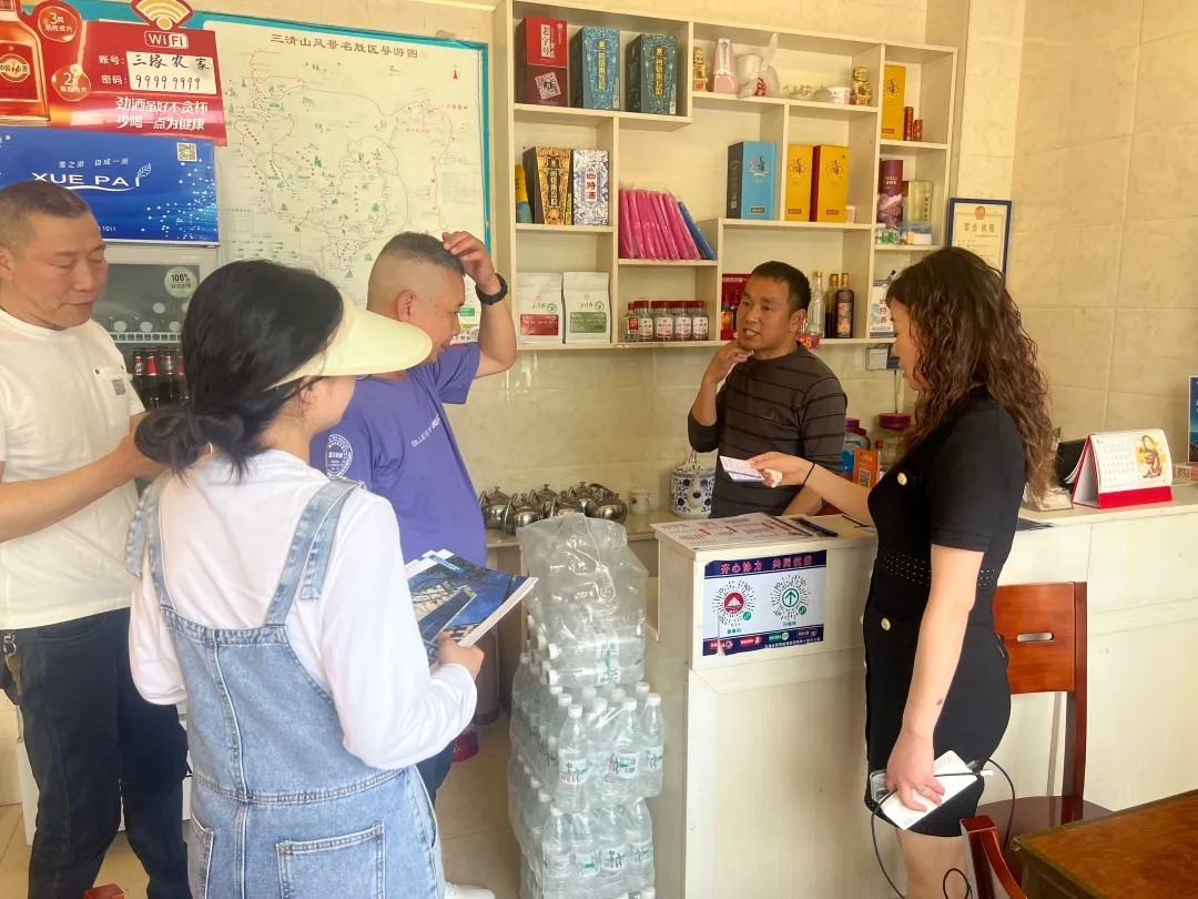 上饒汽運:景區(qū)直通車宣傳活動走進(jìn)上饒各大景區(qū)