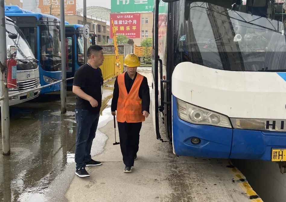 景德鎮(zhèn)長運：多措并舉 開展“一速一帶”、“分心駕駛”整治活動