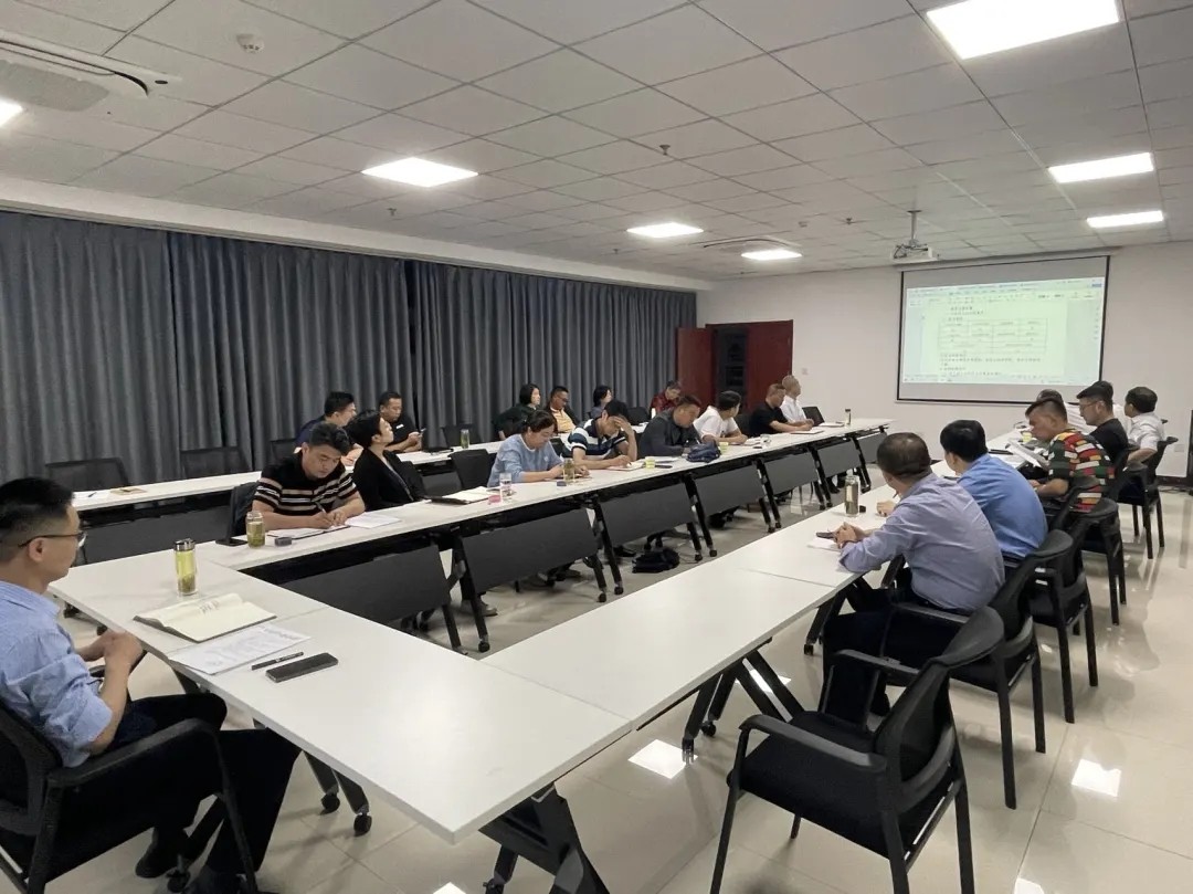 馬鞍山長客：召開5月份安全、消防、機務(wù)工作例會