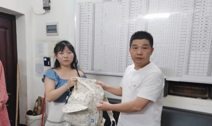 都市城際公交：站點巴士 守護(hù)旅客財產(chǎn)安全