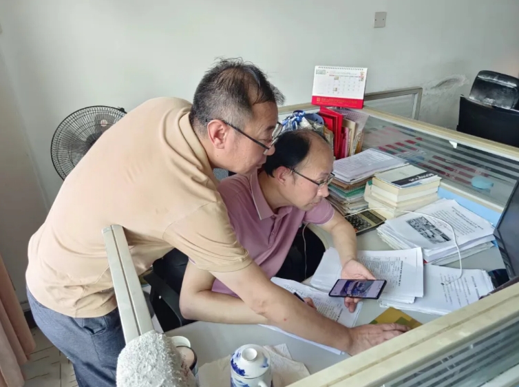 撫州長(zhǎng)運(yùn):股份公司汽車管理事業(yè)部檢查宜黃分公司機(jī)務(wù)工作