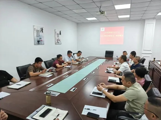 景德鎮(zhèn)長運:召開8月份安全、機務工作例會