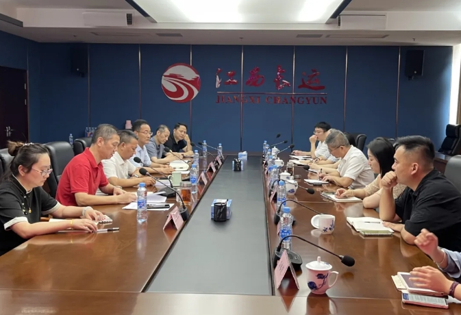 胡勁松督導(dǎo)江西長(zhǎng)運(yùn)“雙節(jié)”前信訪維穩(wěn)工作 李偉、穆孫祥陪同