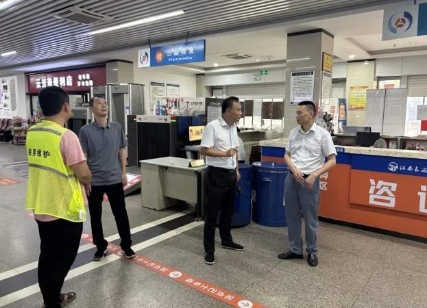 黃俊督導(dǎo)南昌地區(qū)子公司“雙節(jié)”前值班值守、安全維穩(wěn)工作