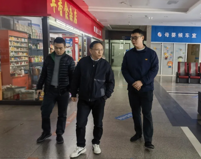 劉志堅檢查都市城際公交車站環(huán)境衛(wèi)生、服務質(zhì)量工作