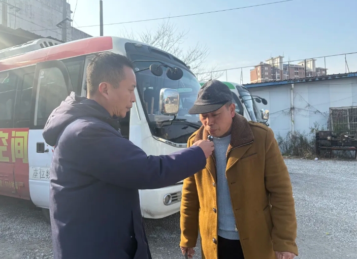 景德鎮(zhèn)長運(yùn):嚴(yán)抓駕駛員健康排查 筑牢春運(yùn)安全防線