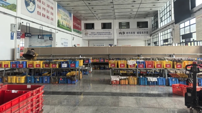 黃山長運(yùn)：祁門公交攜手美團(tuán)優(yōu)選，閑置場地?zé)òl(fā)新活力