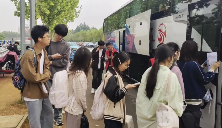 景德鎮(zhèn)長運(yùn)：開通校園直通車 溫暖學(xué)子返鄉(xiāng)路