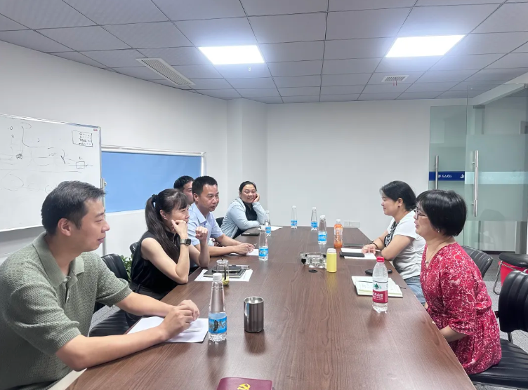 九江長運(yùn)：寧波旅游集散中心到九江市旅游集散中心進(jìn)行業(yè)務(wù)交流