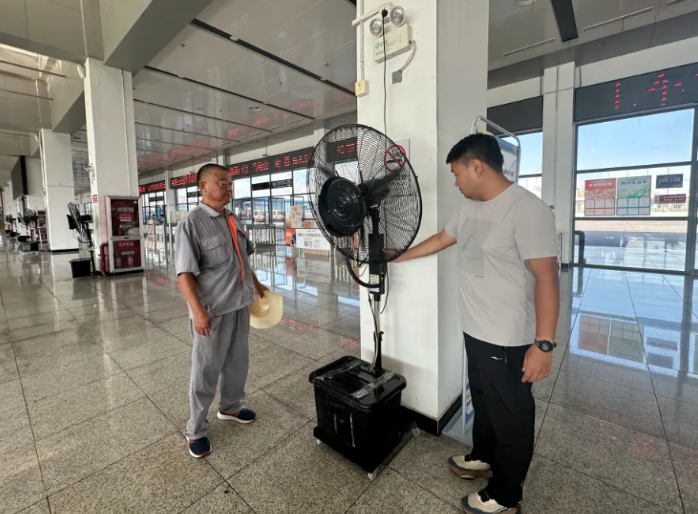 開展高溫專項(xiàng)檢查 筑牢暑運(yùn)安全防線