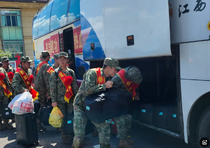 崇仁分公司圓滿完成新兵運輸保障任務(wù)