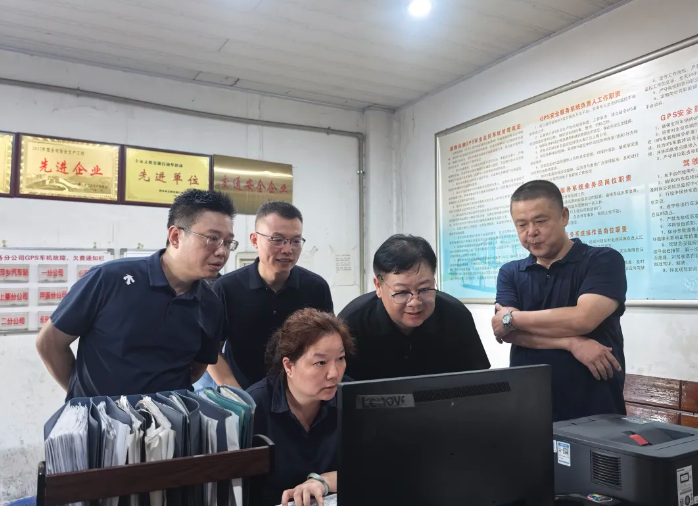 萍鄉(xiāng)市交通運(yùn)輸局領(lǐng)導(dǎo)督導(dǎo)萍鄉(xiāng)長運(yùn)節(jié)前安全生產(chǎn)工作