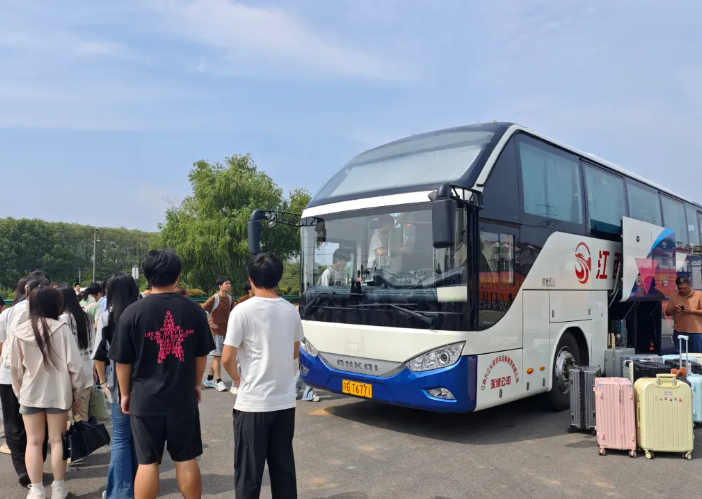 九江長運：全力保障學(xué)子與市民國慶中秋雙節(jié)出行