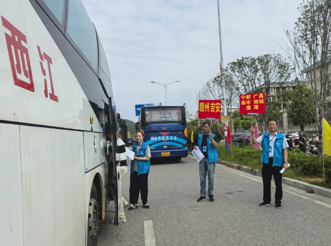 景德鎮(zhèn)長(zhǎng)運(yùn)：暖心護(hù)航歡度節(jié)假日 國慶直通車圓滿收官