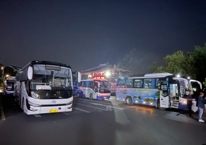 馬鞍山長(zhǎng)客：保障“葫蘆果”音樂節(jié)  安全運(yùn)送400余人次