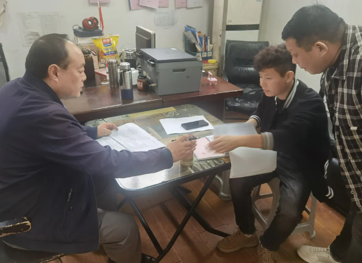 景德鎮(zhèn)市昌江區(qū)交通局檢查督導安全工作