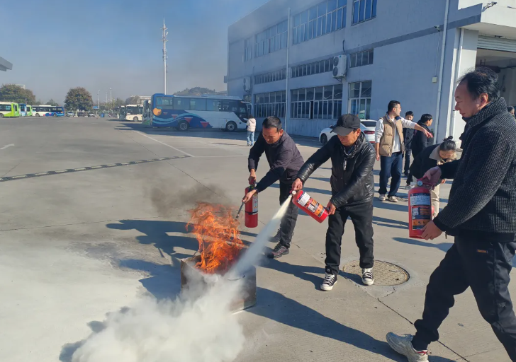 馬鞍山長(zhǎng)客：開展消防、應(yīng)急疏散演練活動(dòng)