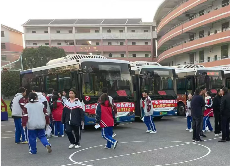 九江長(zhǎng)運(yùn)：都昌公司完成當(dāng)?shù)馗咧袑W(xué)業(yè)水平考試運(yùn)輸工作